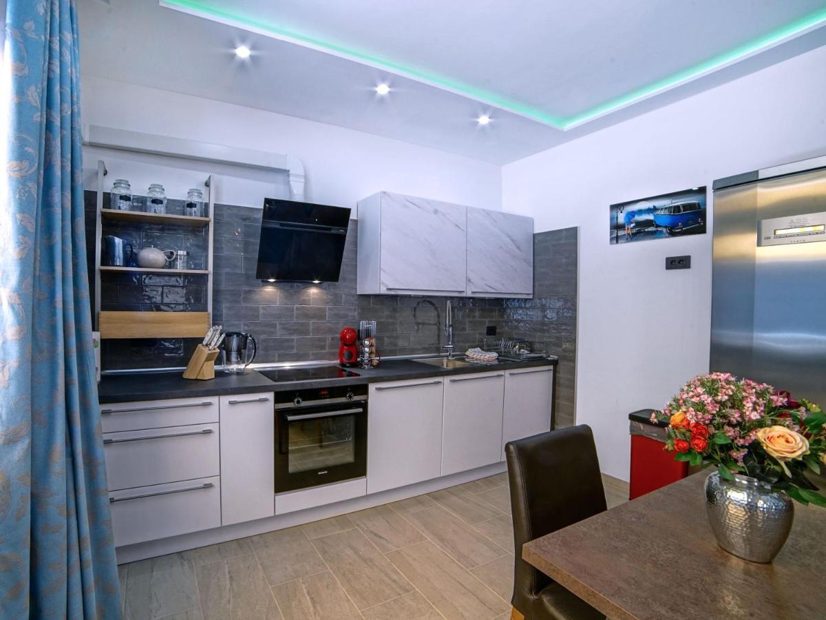 Deluxe Suite 70Qm. Toller Blick, Super Ausstattung บาเญ กรันเรย์ ภายนอก รูปภาพ