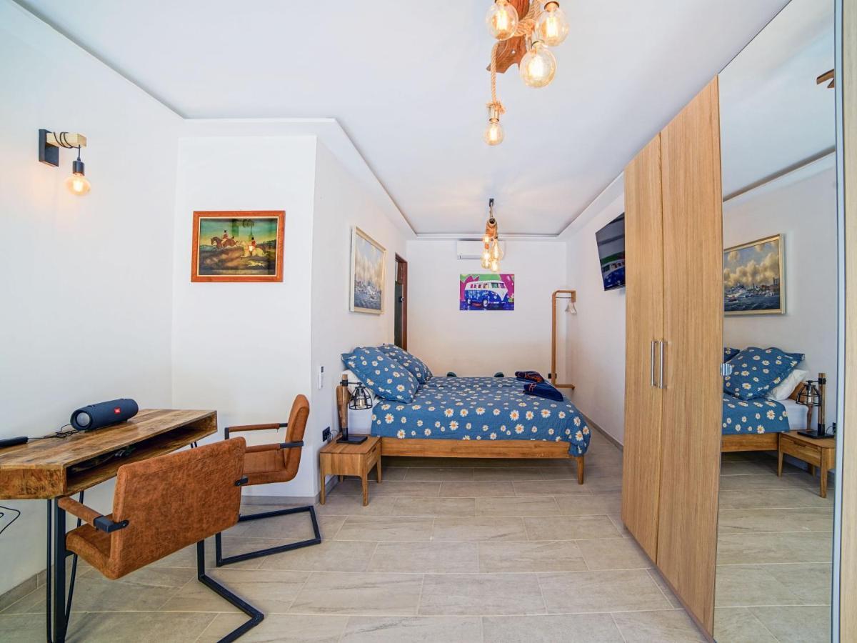 Deluxe Suite 70Qm. Toller Blick, Super Ausstattung บาเญ กรันเรย์ ภายนอก รูปภาพ